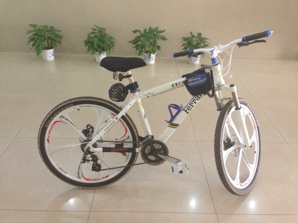 QQͼƬ20131013130426.jpg