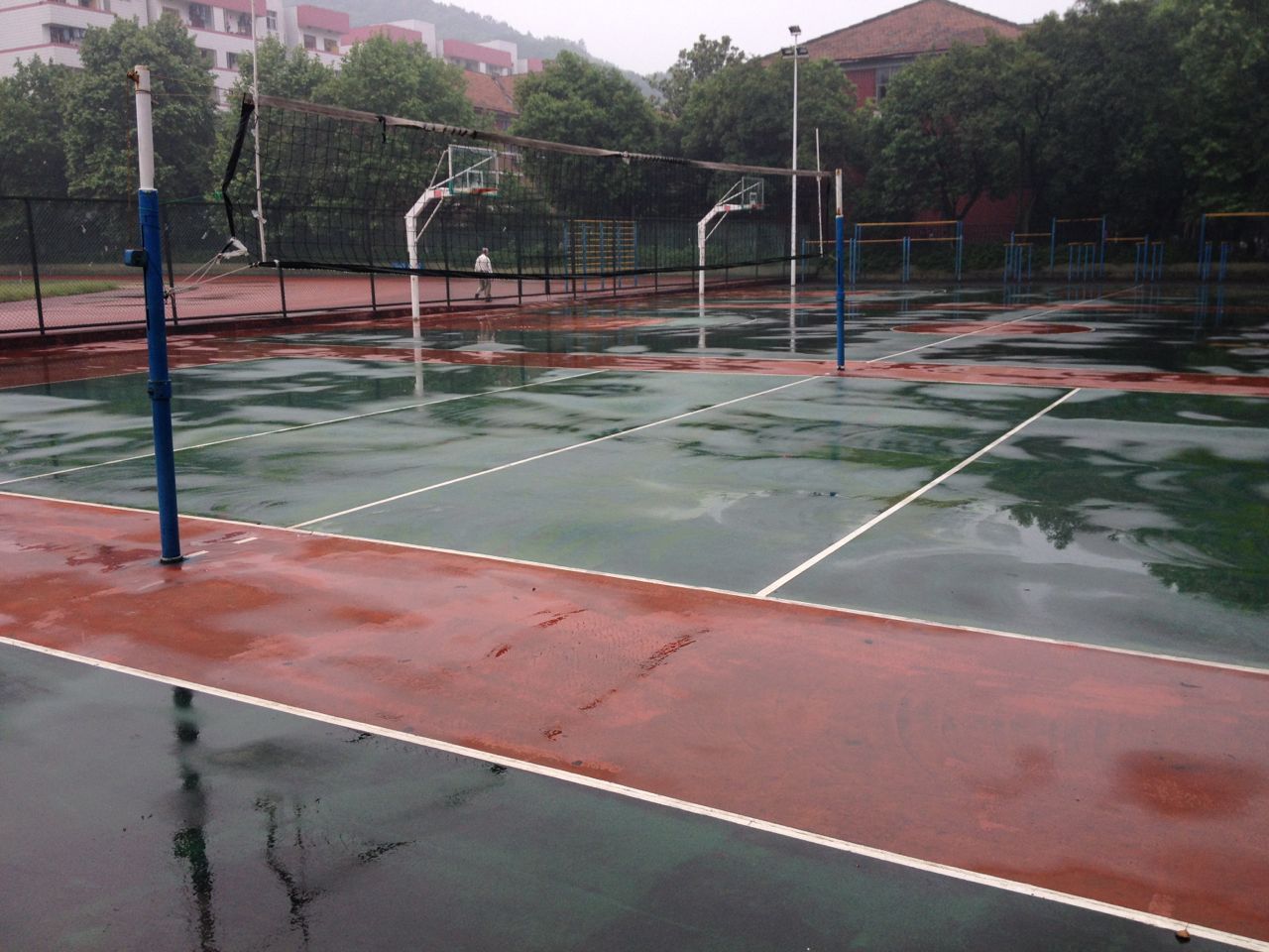 830270647.jpg