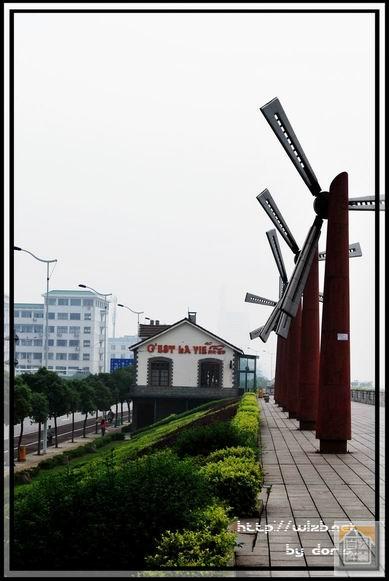 С С 潭.jpg